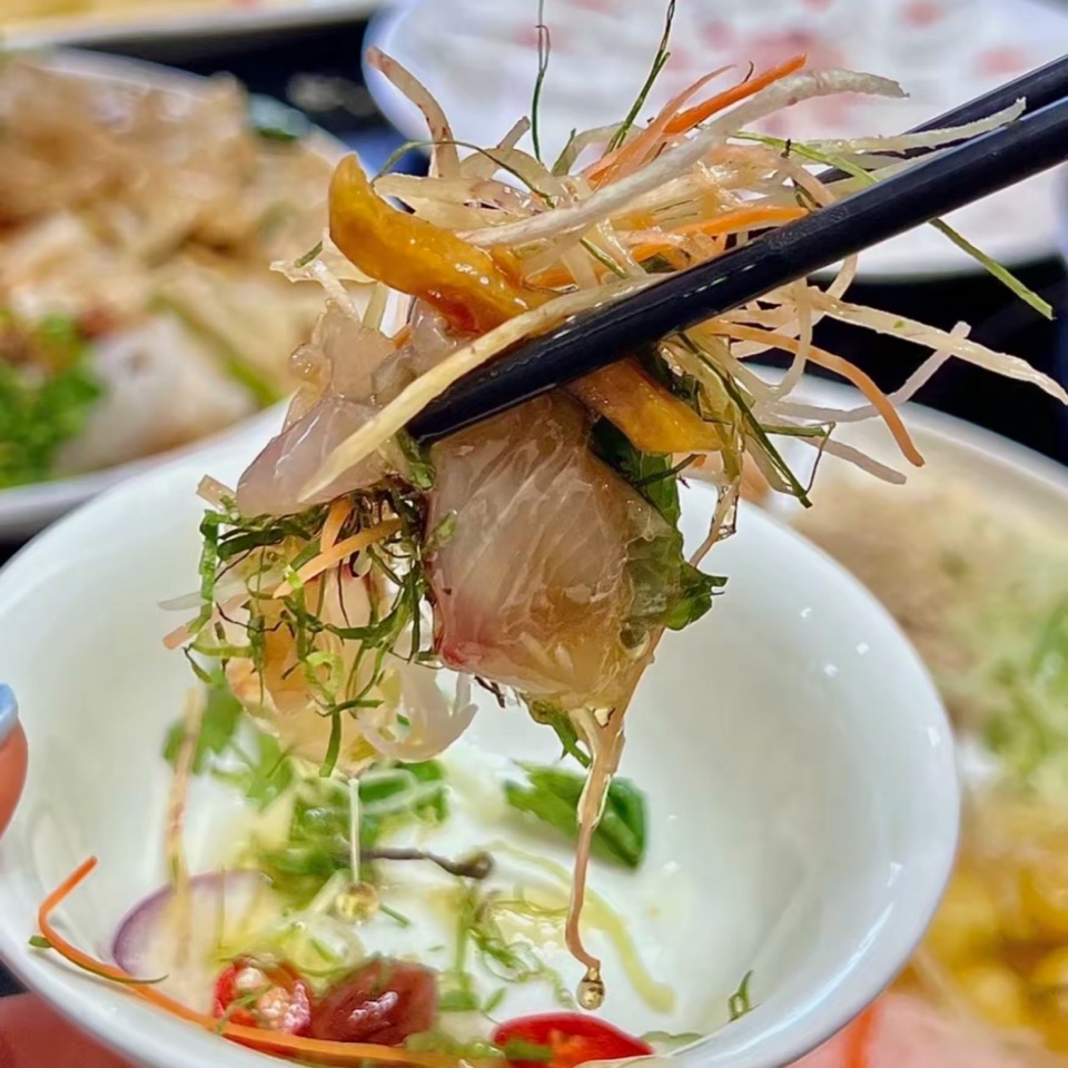 鲜活河鱼现做特写